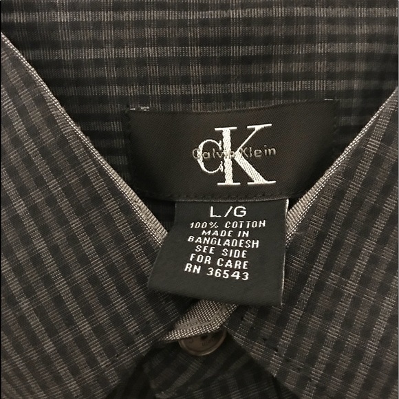 Calvin Klein Mens Long Sleeve Button Down shirt - Picture 2 of 2